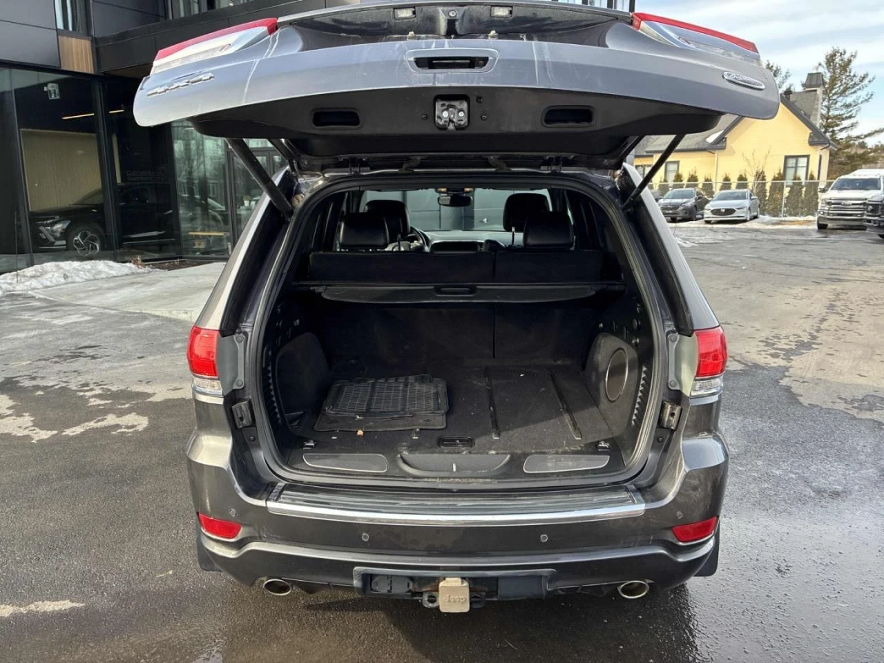 Jeep Grand cherokee Overland* AWD* Подгрев* Обдух* Пано* Камера, снимка 13 - Автомобили и джипове - 53751941