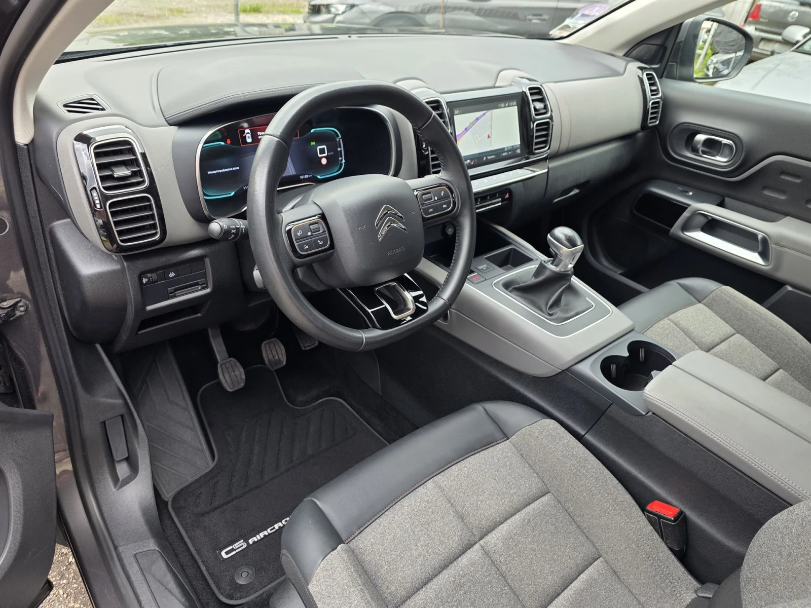 Citroen C5 Aircross 1.2 PureTech Business, снимка 7 - Автомобили и джипове - 54875059
