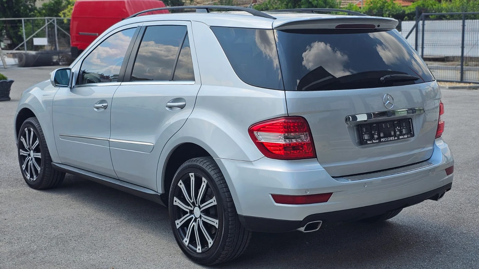 Mercedes-Benz ML 500 5.5 V8 CH-8бр джанти-AirMatic-ПЪЛНА ИСТ-TOП СЪСТ., снимка 4 - Автомобили и джипове - 55148036