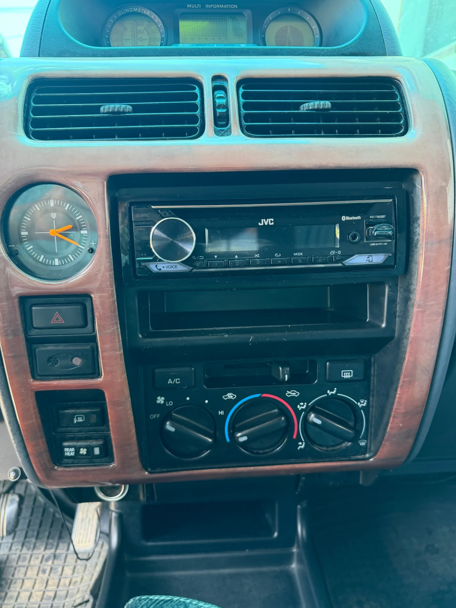 Toyota Land cruiser J90, снимка 8 - Автомобили и джипове - 55187897