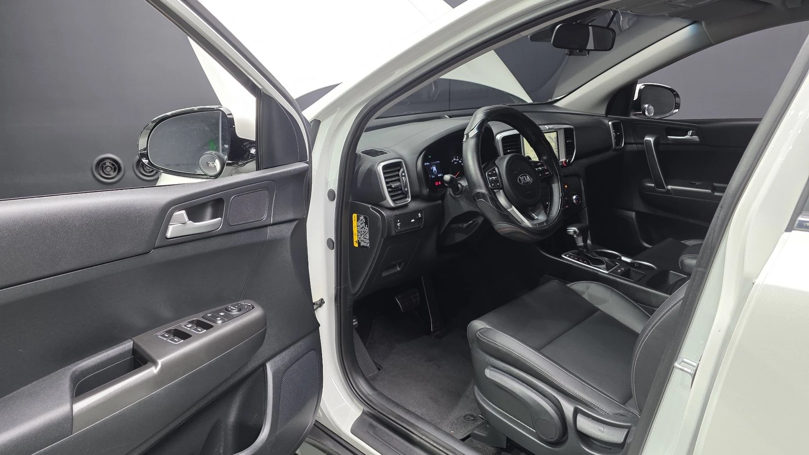Kia Sportage 2.0* КРАЙНА ЦЕНА, снимка 10 - Автомобили и джипове - 55318947