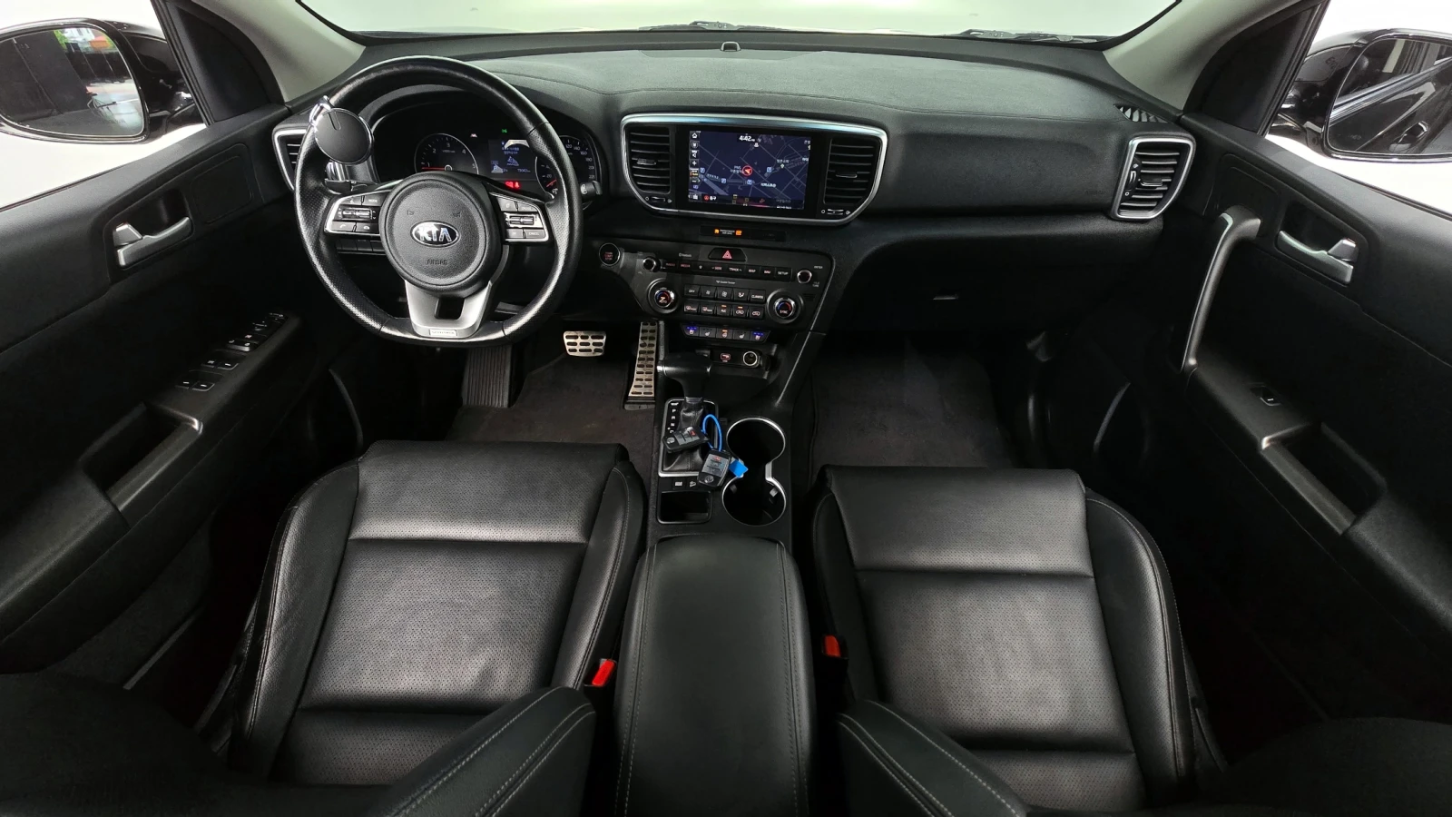 Kia Sportage 2.0* ПОДГРЕВ ВОЛАН* КРАЙНА ЦЕНА, снимка 7 - Автомобили и джипове - 55318947