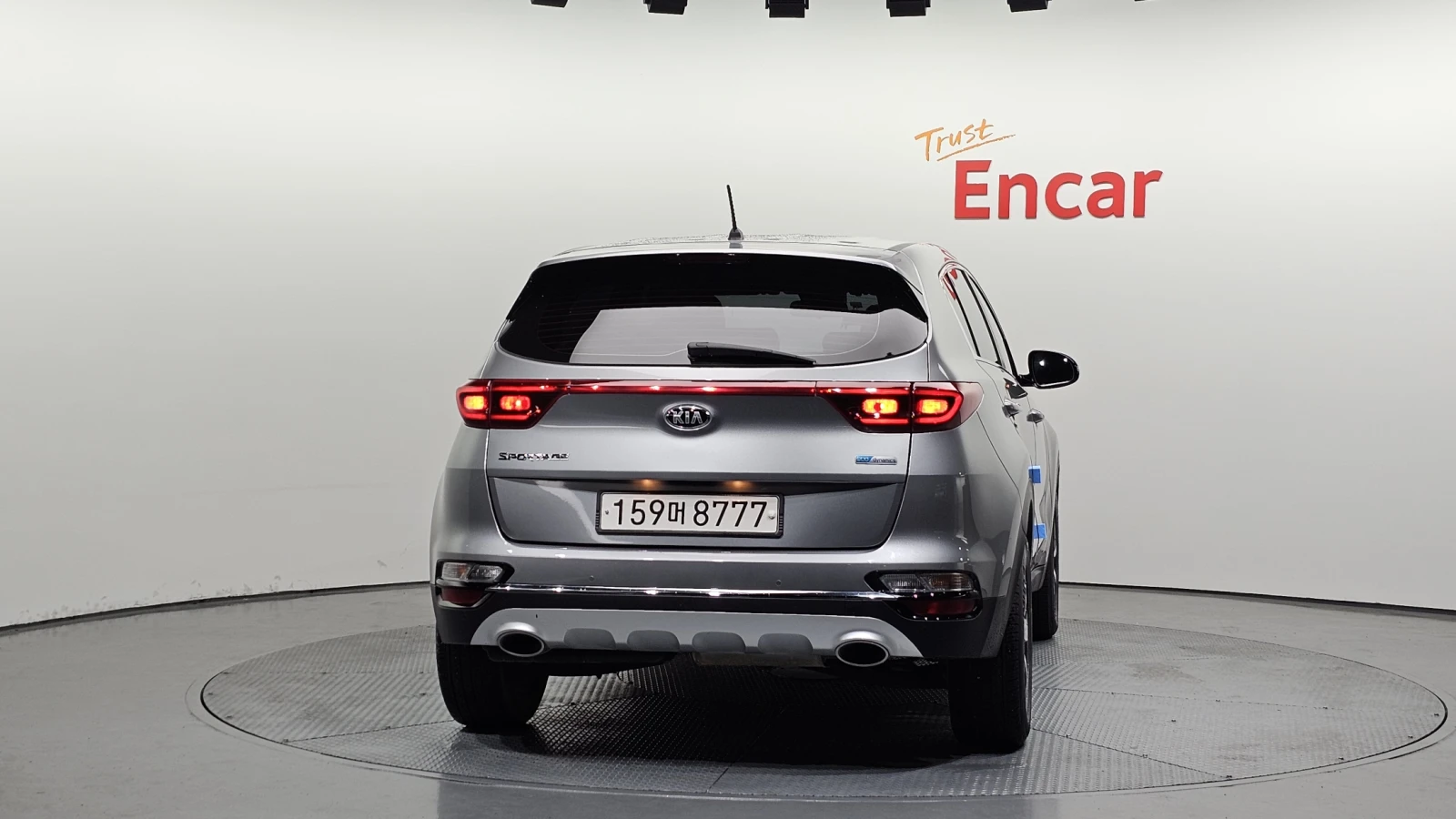 Kia Sportage 2.0* КРАЙНА ЦЕНА, снимка 4 - Автомобили и джипове - 55318947