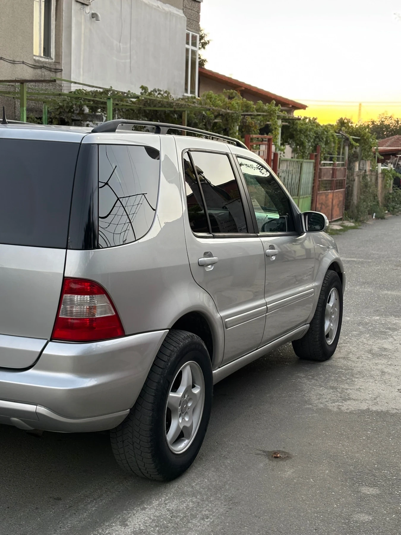 Mercedes-Benz ML 270, снимка 6 - Автомобили и джипове - 55971732