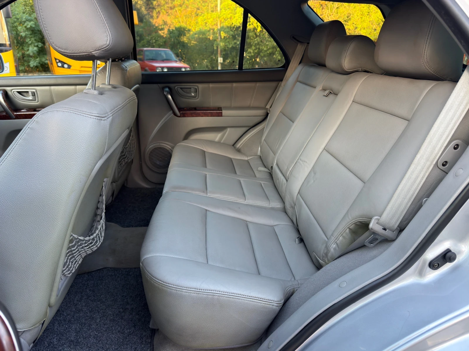 Kia Sorento 2.5CRD Кожа/Климатроник/4х4/Навигация, снимка 13 - Автомобили и джипове - 56156514