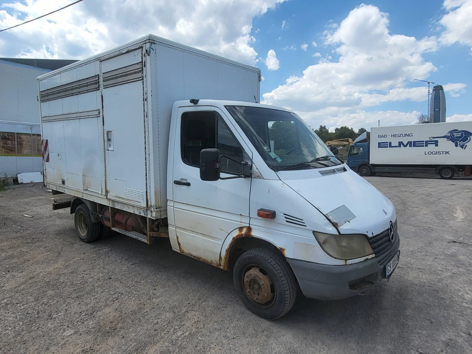 Mercedes-Benz 412 414 - изображение 2