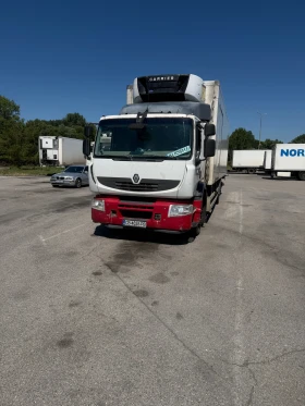 ������ Renault Premium