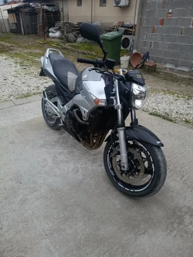 Suzuki Gsr, снимка 1