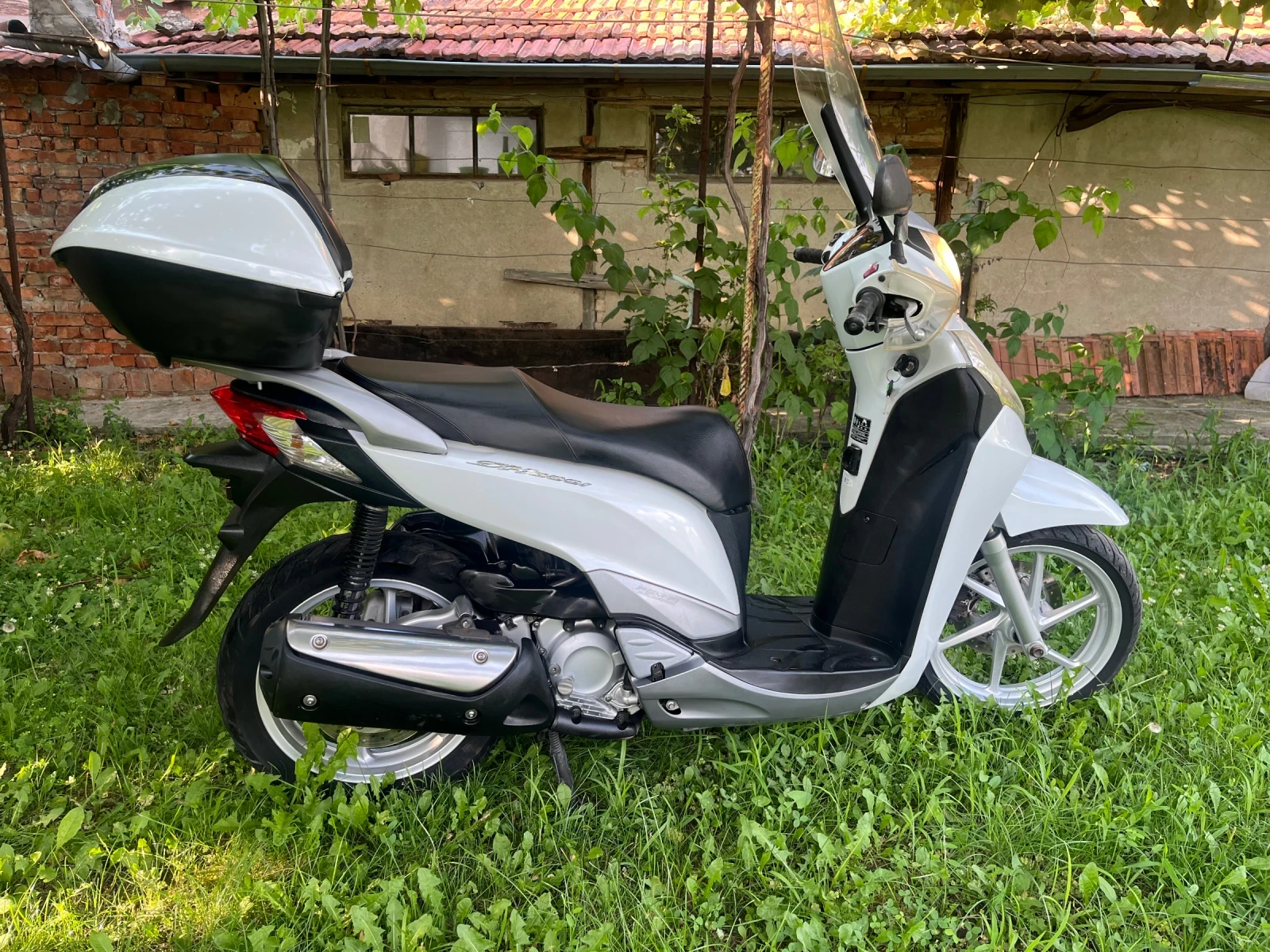 Honda Sh 300i 2014g, снимка 4 - Мотоциклети и мототехника - 55148607