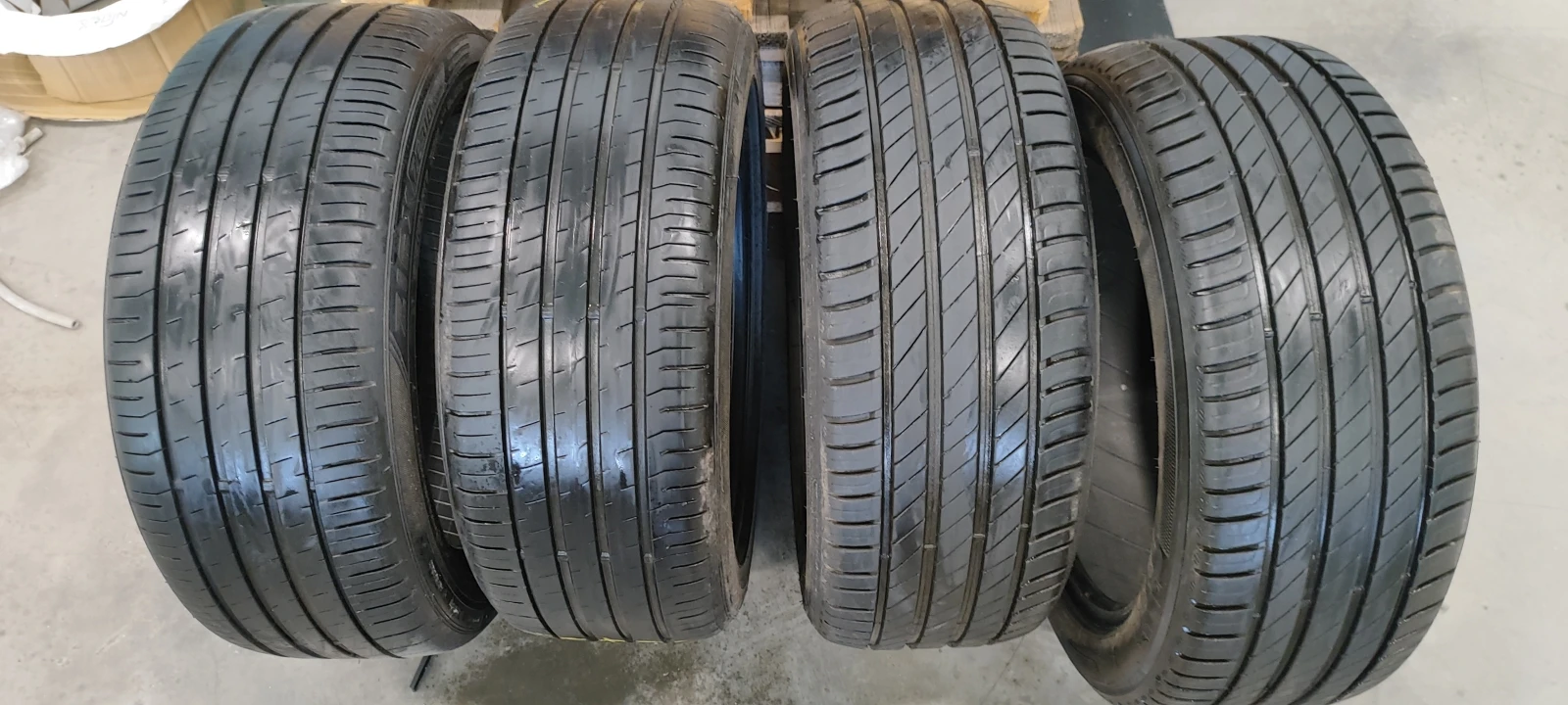 Гуми Летни 215/50R17
