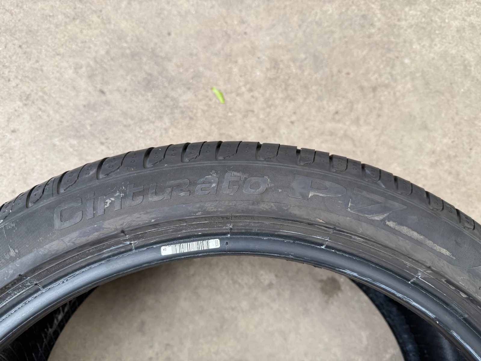 Гуми Летни 235/40R19, снимка 7 - Гуми и джанти - 56277719