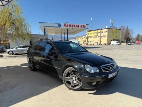  Mercedes-Benz C 32 A...