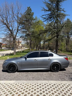 BMW 530  Оборудване:   Комфорт салон   Cup holders   Систе - 6500 € / 12712.90 лв. - 79815731 3