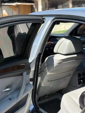 BMW 530  Оборудване:   Комфорт салон   Cup holders   Систе - 6500 € / 12712.90 лв. - 79815731 7