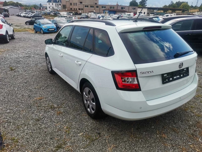 Skoda Fabia 1.4TDI EURO6 като нова, снимка 6 - Автомобили и джипове - 37544976