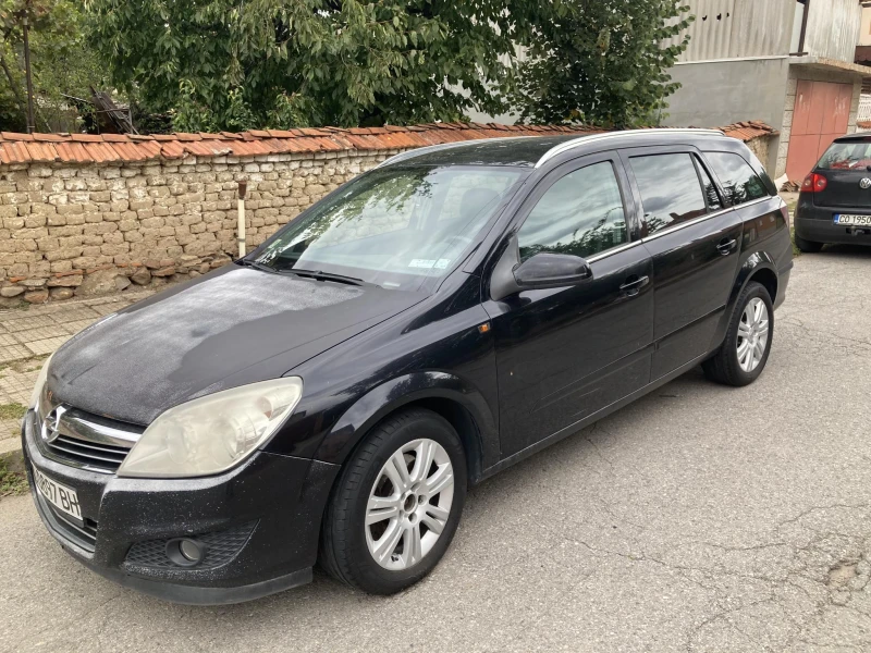 Opel Astra 1.9 CDTI Cosmo, снимка 1 - Автомобили и джипове - 47269615