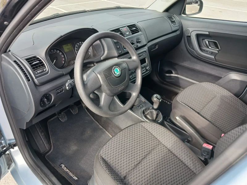 Skoda Roomster 1.6 tdi, снимка 7 - Автомобили и джипове - 47672521