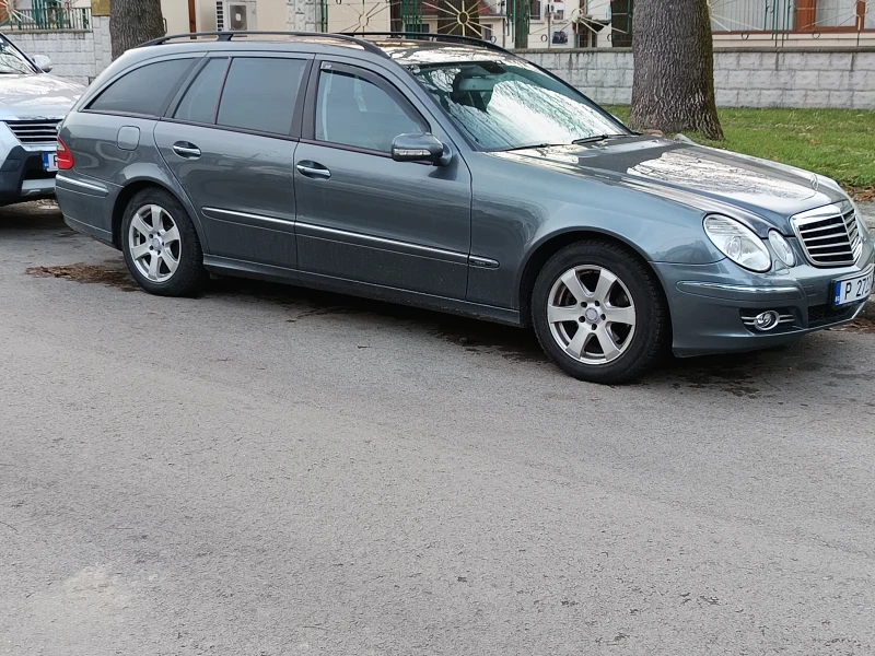 Mercedes-Benz E 280, снимка 3 - Автомобили и джипове - 48211479