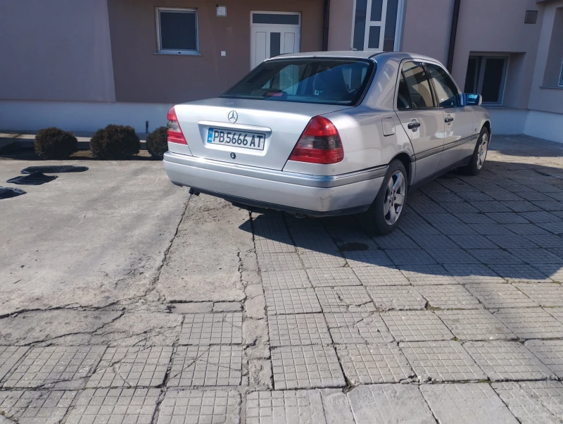 Mercedes-Benz C 200 2, 0 136 , снимка 15 - Автомобили и джипове - 48442805