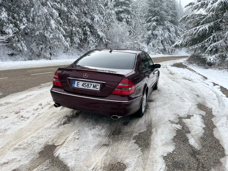 Mercedes-Benz E 320, снимка 4 - Автомобили и джипове - 48743464