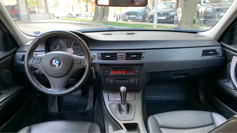 BMW 320, снимка 8 - Автомобили и джипове - 48869773