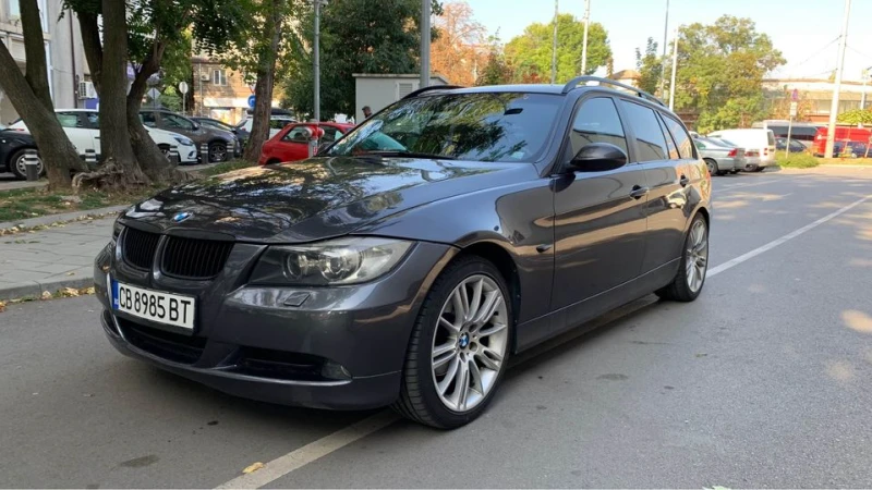 BMW 320, снимка 1 - Автомобили и джипове - 48869773