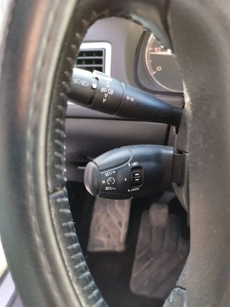 Peugeot 307 1, 6 HDI, снимка 9 - Автомобили и джипове - 52663039