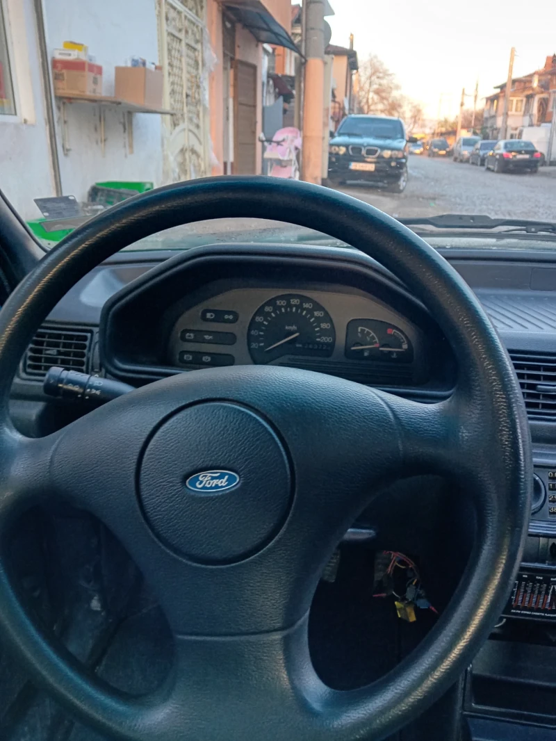 Ford Fiesta, снимка 4 - Автомобили и джипове - 52739338