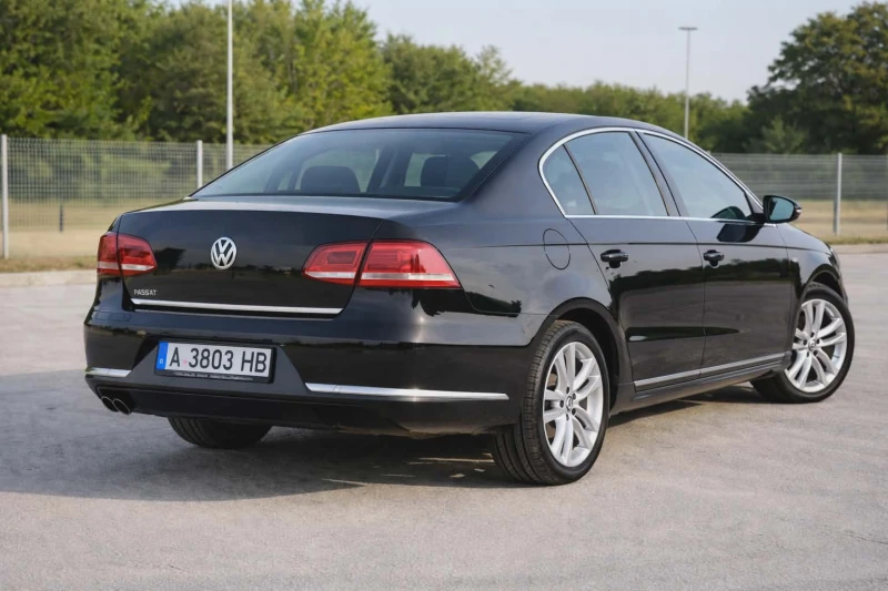 VW Passat 2.0 TDI, снимка 2 - Автомобили и джипове - 53063255
