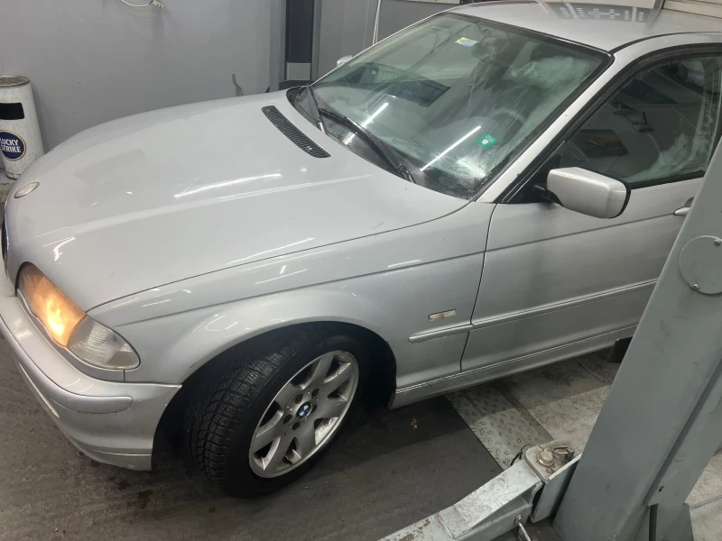 BMW 318 1.9, снимка 2 - Автомобили и джипове - 53298225