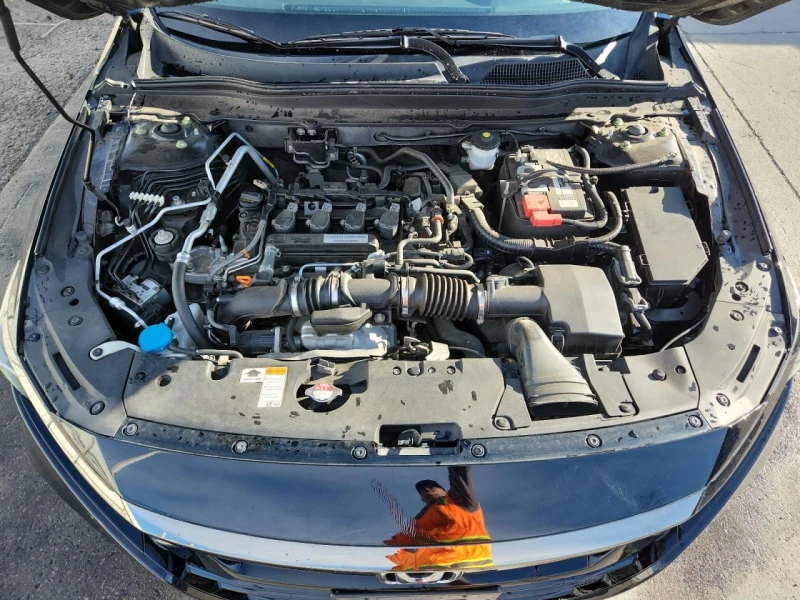 Honda Accord 1.5l Sport, снимка 11 - Автомобили и джипове - 53392064