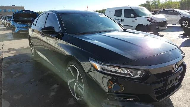 Honda Accord 1.5l Sport, снимка 13 - Автомобили и джипове - 53392064