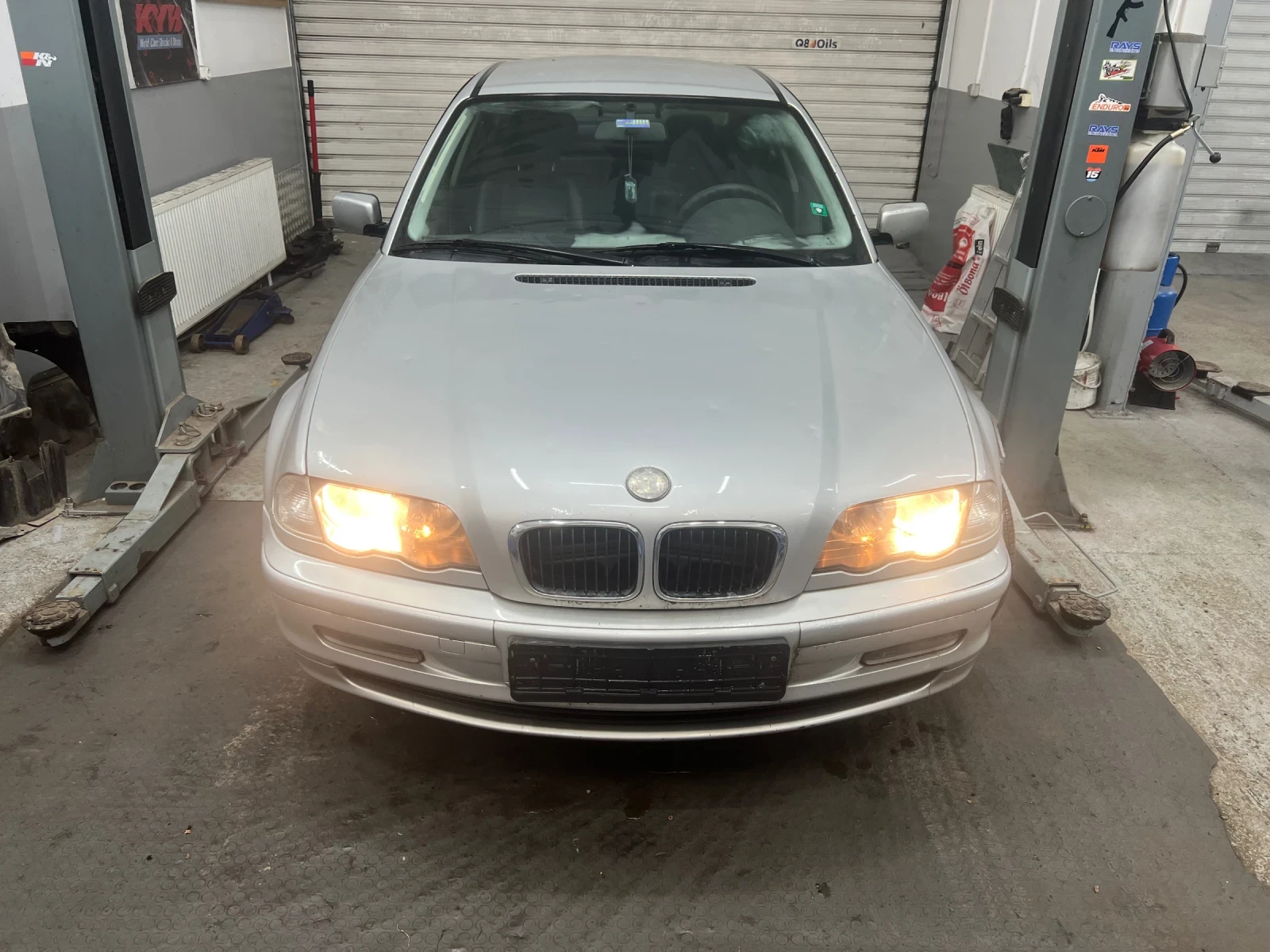 BMW 318 1.9, снимка 1