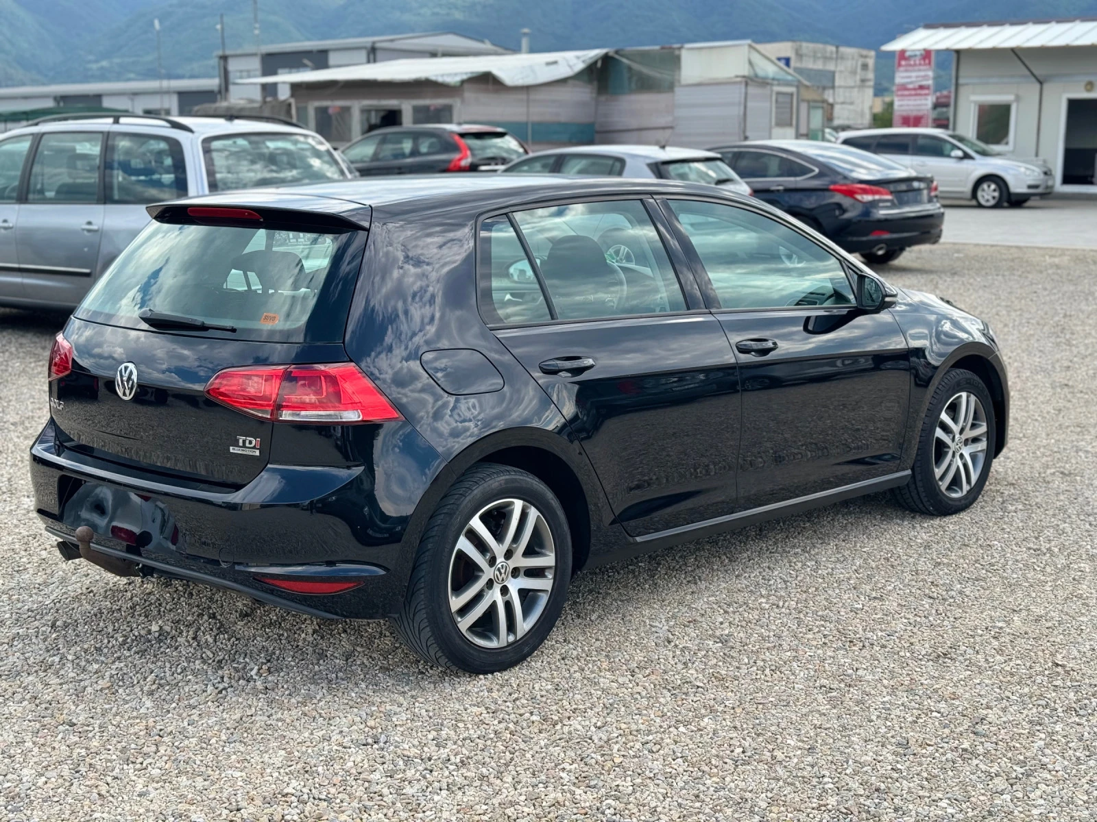 VW Golf 1.6tdi 110hp NAVI EVRO5B - изображение 7