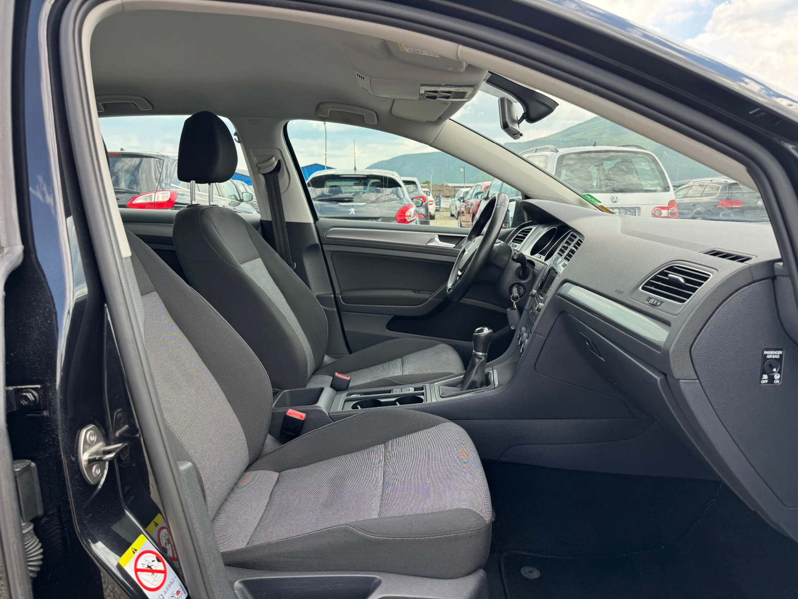 VW Golf 1.6tdi 110hp NAVI EVRO5B | Mobile.bg   13