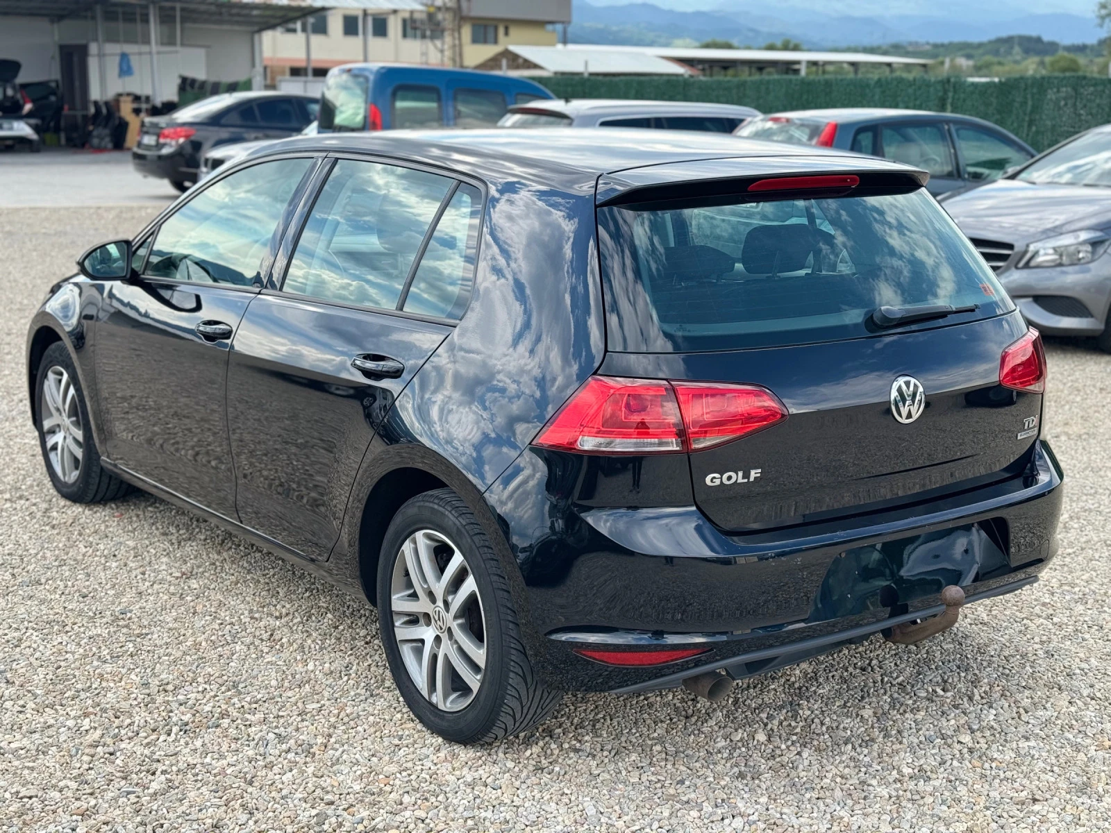 VW Golf 1.6tdi 110hp NAVI EVRO5B - изображение 5