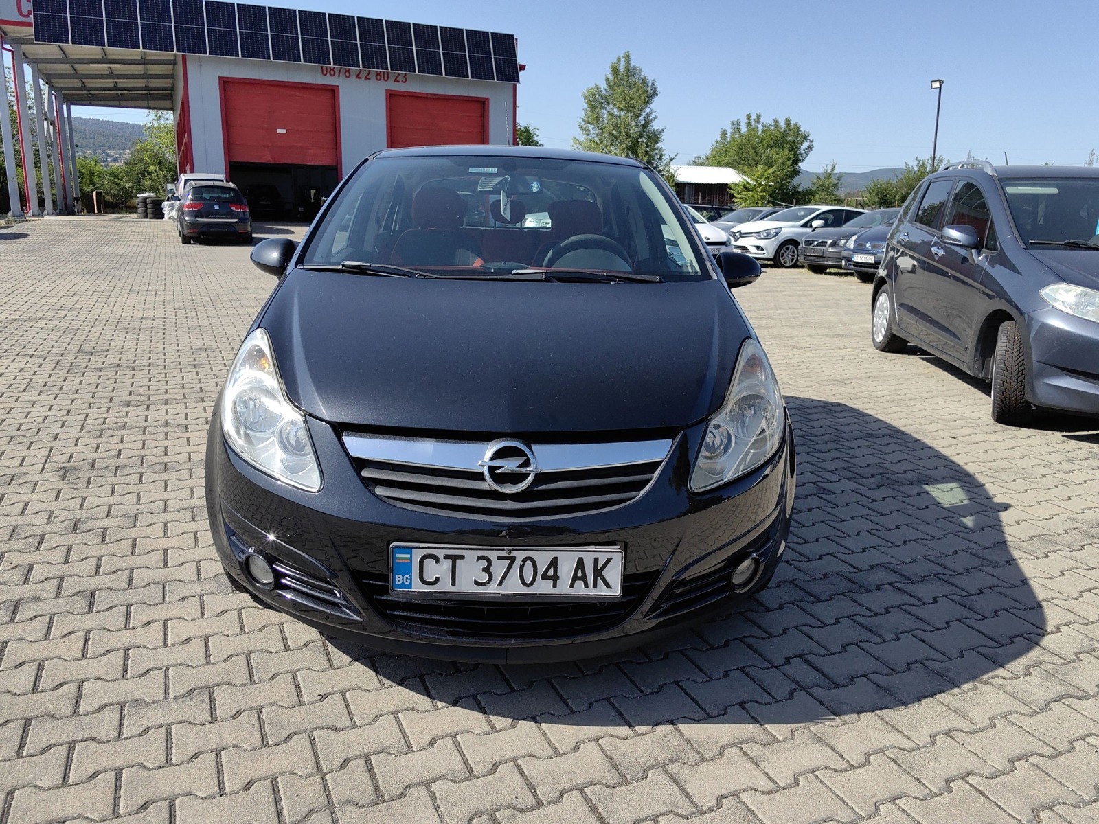 Opel Corsa 1.4i 90кс АВТОМАТИК КЛИМАТИК  - [1] 