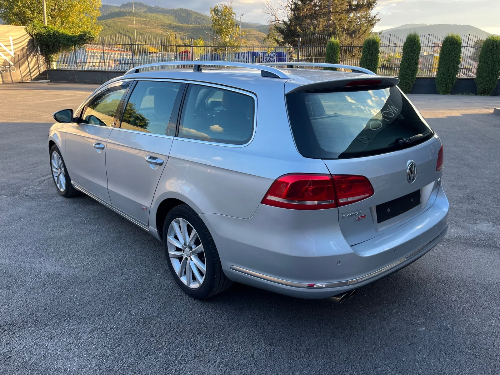 VW Passat 2.0TDI DynaAudio Panorama Automatic  - изображение 5