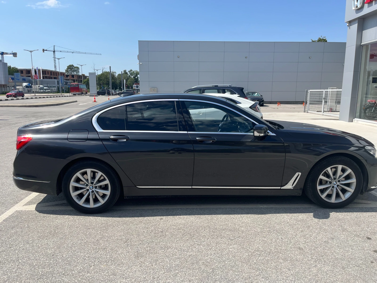 BMW 740 d xDrive от МКар - изображение 4