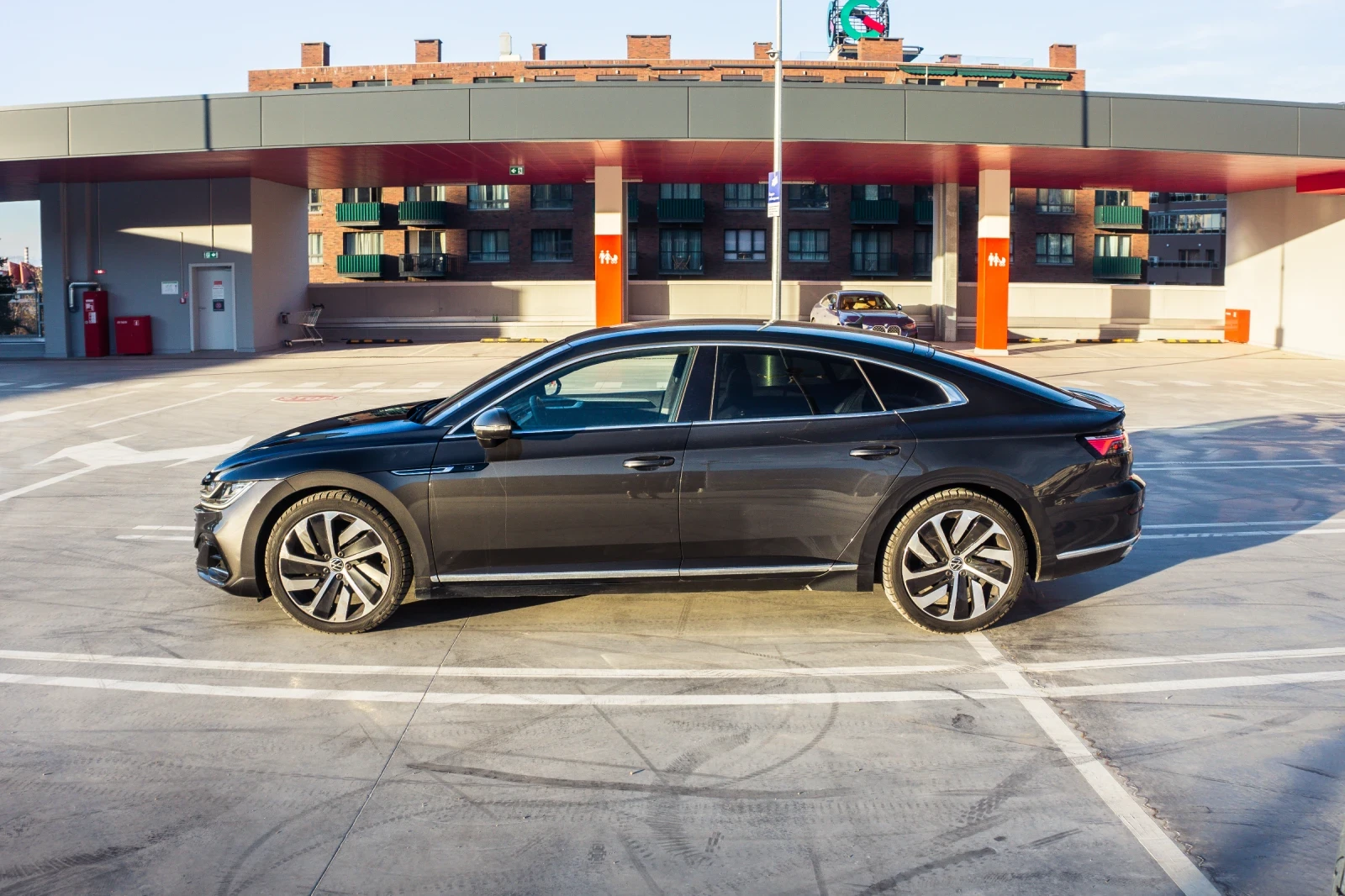 VW Arteon R-Line 2.0 l TDI SCR 4Motion - изображение 3