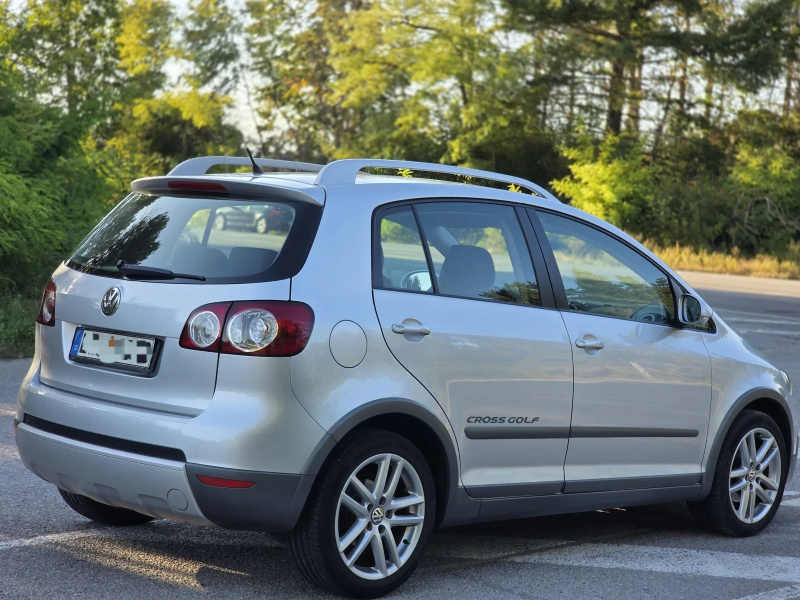 VW Golf Cross - изображение 8
