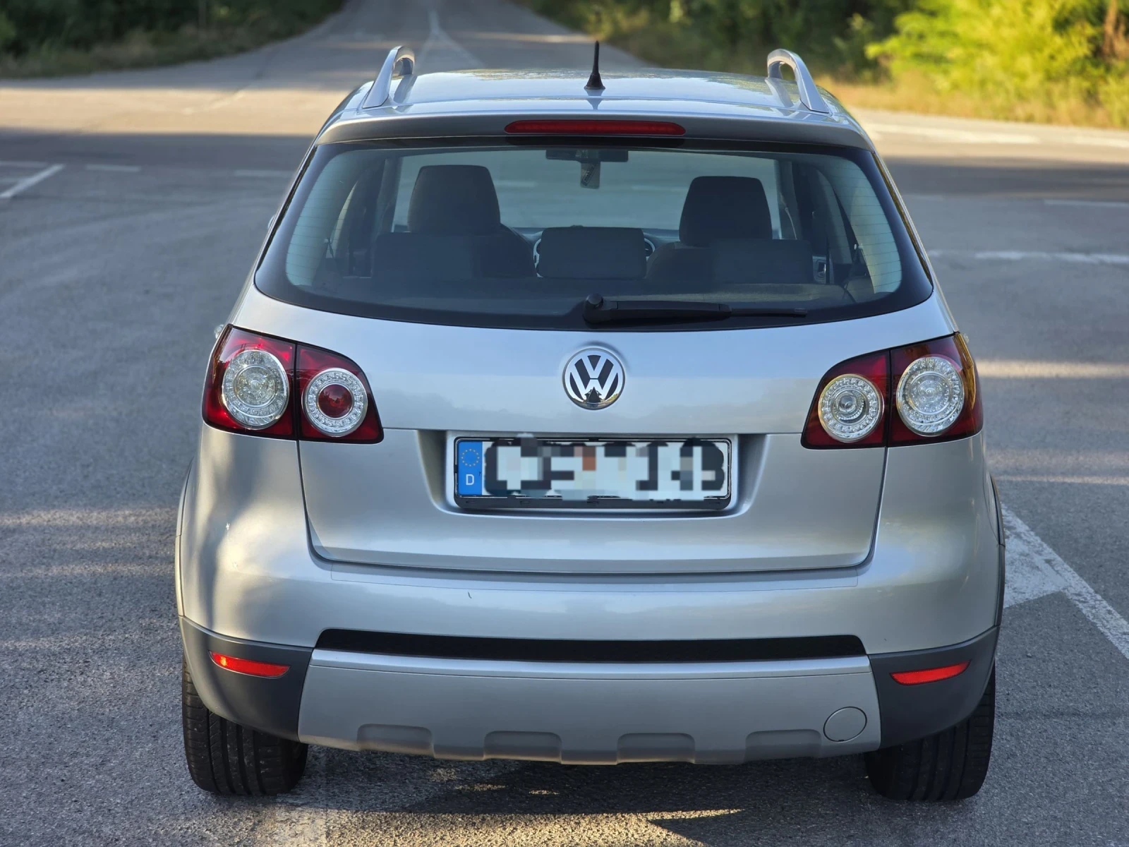 VW Golf Cross - изображение 10