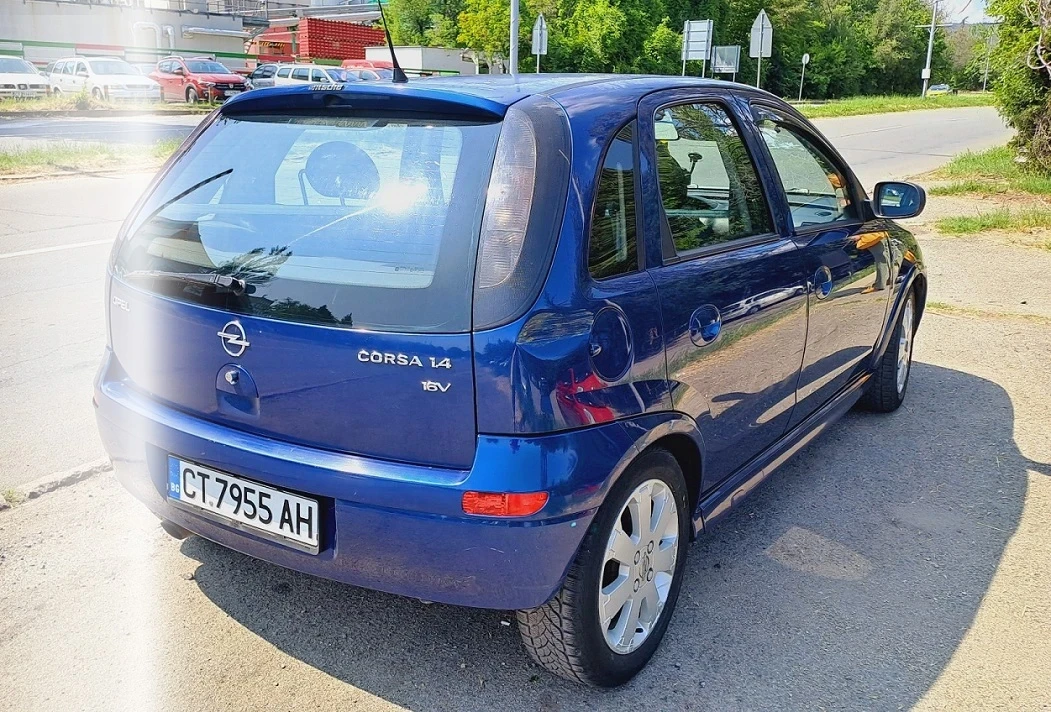 Opel Corsa 1.4 16V EcoTec (90 к.с.) - изображение 3