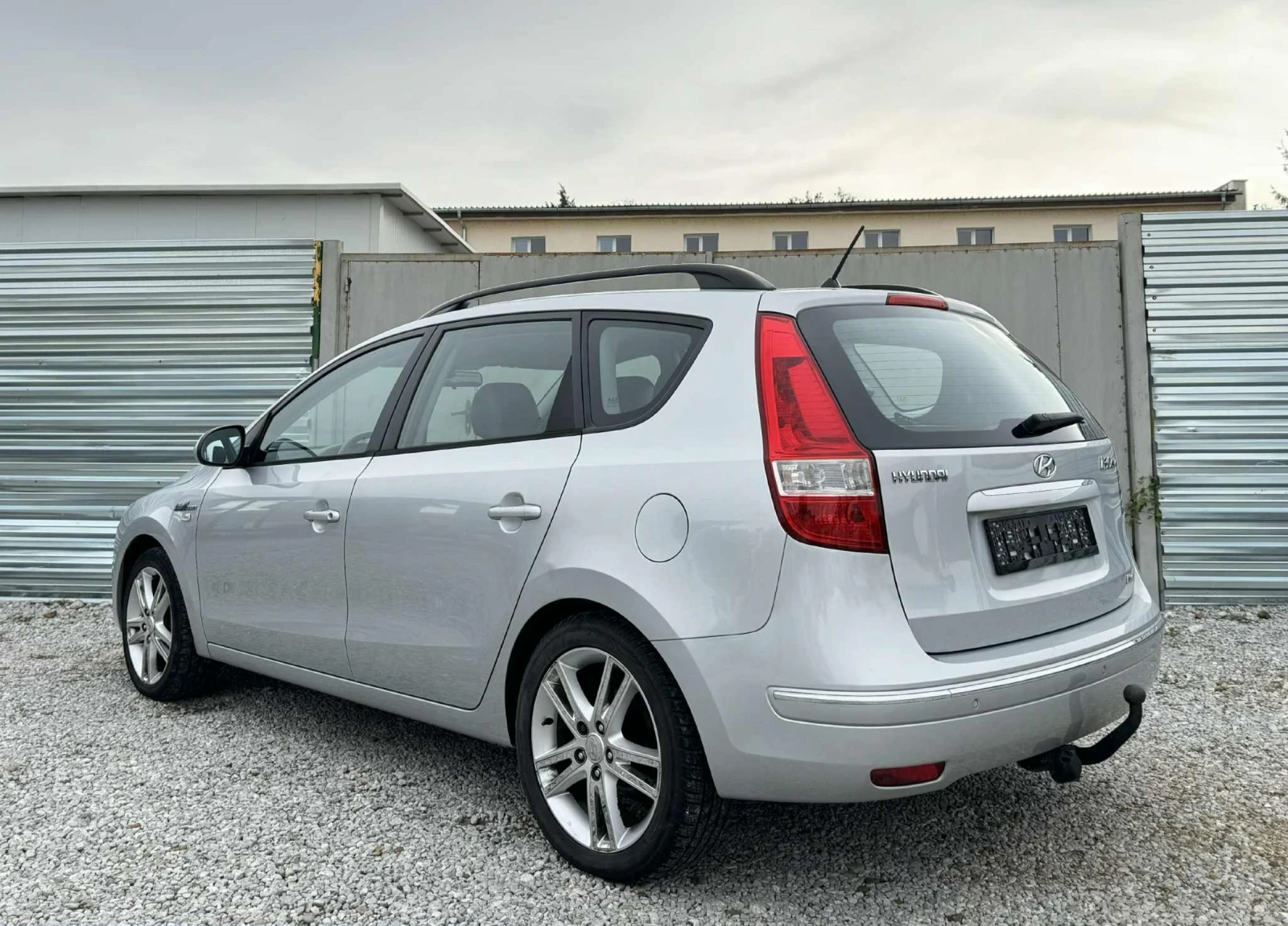 Hyundai I30 1600 I* BLUE DRIVE  - изображение 6