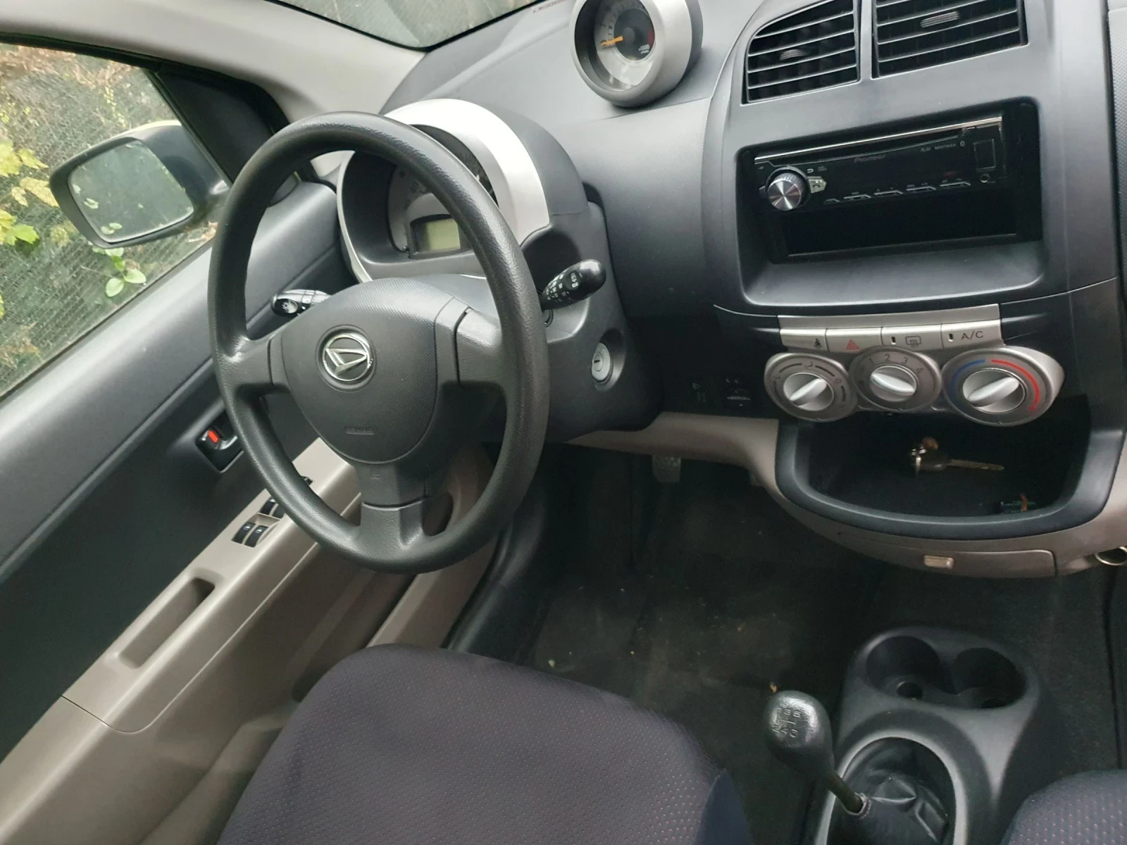 Daihatsu Sirion 1 3  КЛИМА.ВЕРИГА  - изображение 7