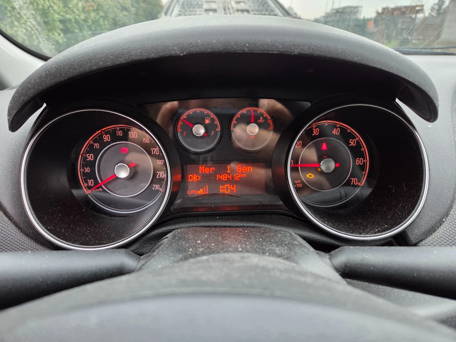 Fiat Punto 1.4 GPL EURO6 - изображение 7