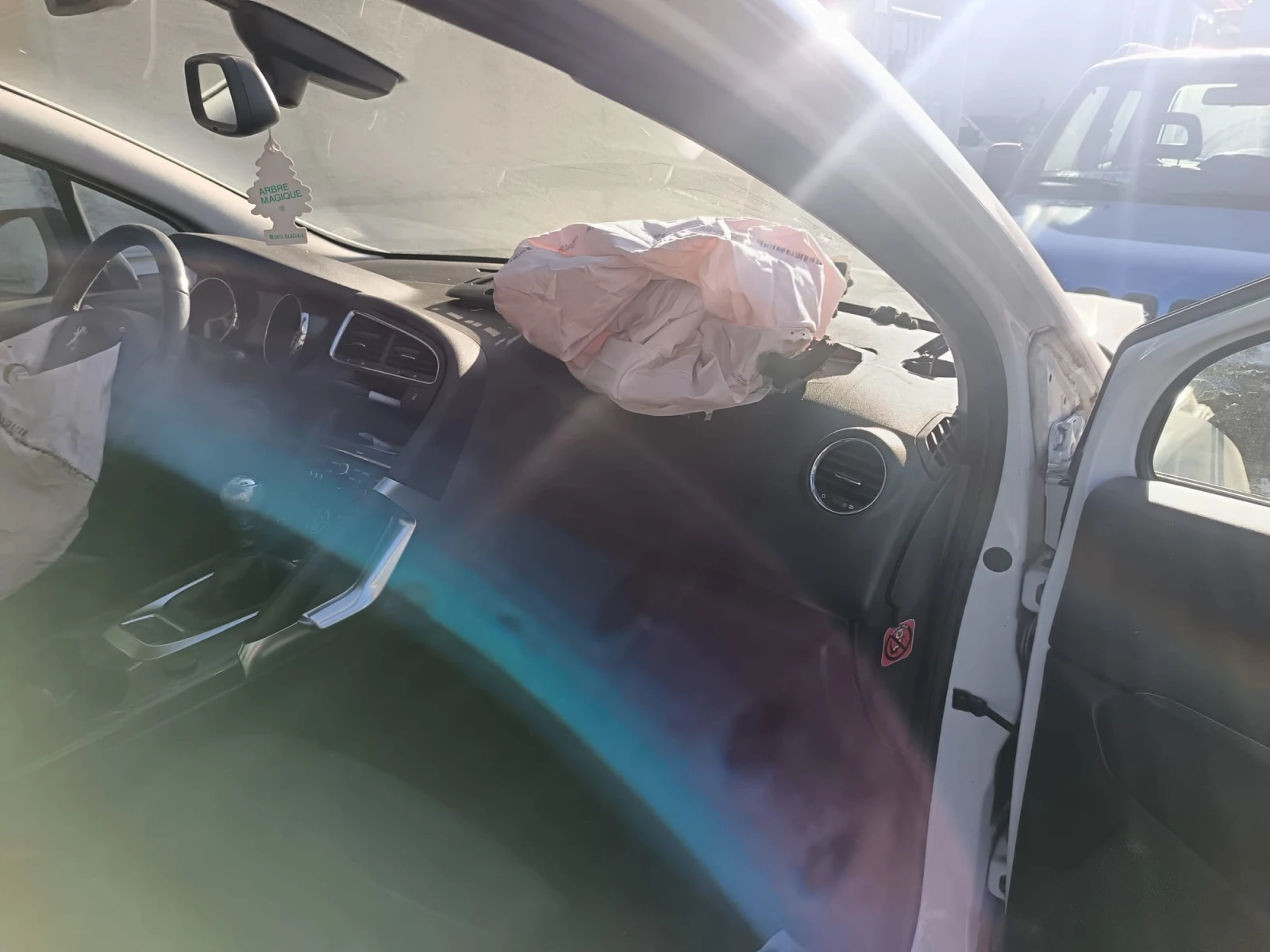 Peugeot 3008 1.6HDI тип мотор 9HR - изображение 6