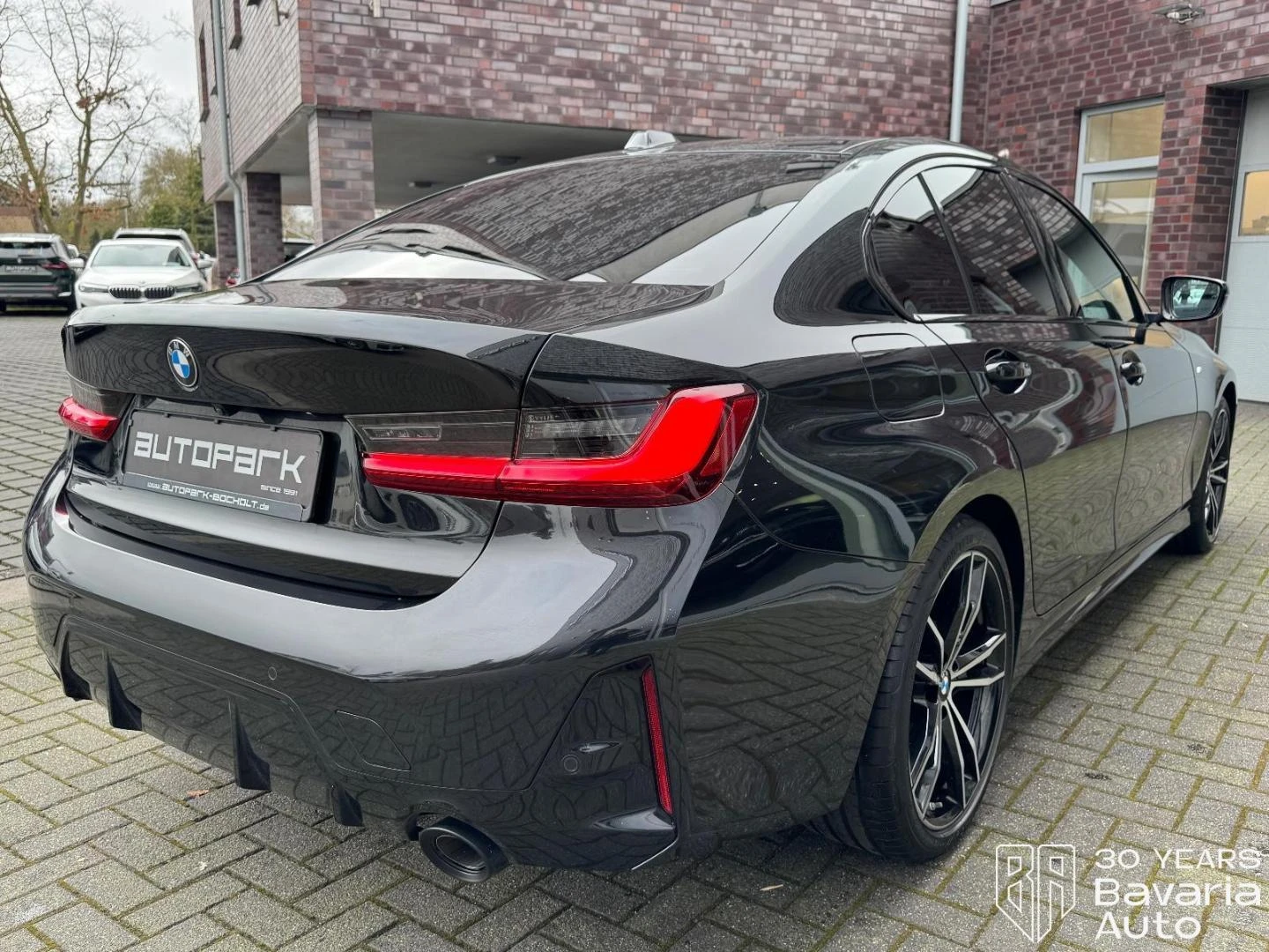 BMW 320 d xDrive M Sport Paket, снимка 8 - Автомобили и джипове - 53779710