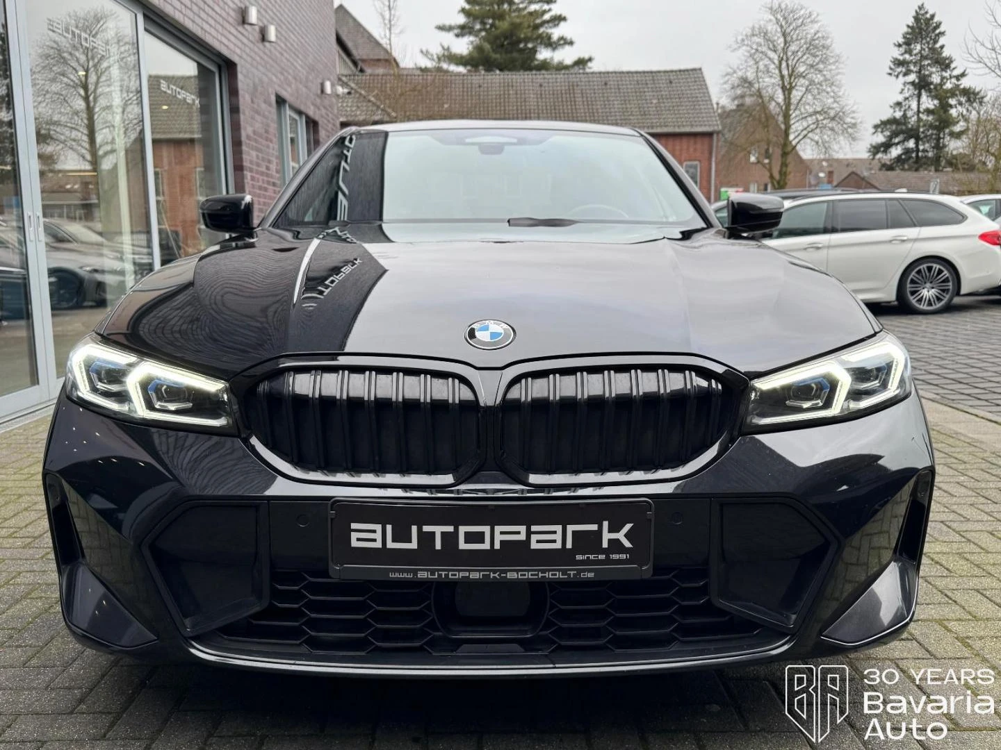 BMW 320 d xDrive M Sport Paket, снимка 11 - Автомобили и джипове - 53779710