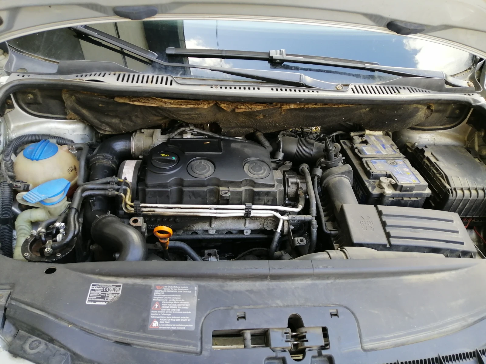 VW Touran, снимка 3 - Автомобили и джипове - 53862712